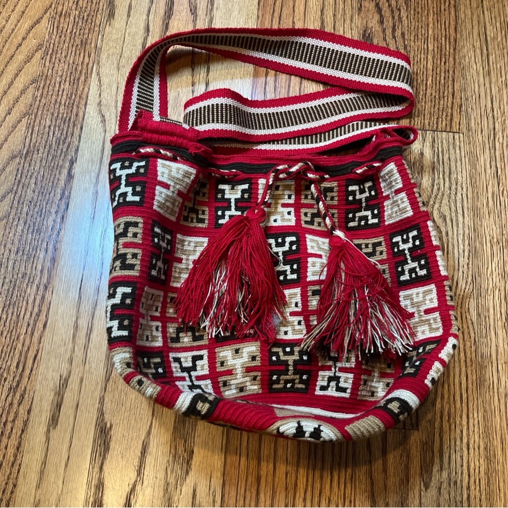 Wayuu Mochila Woven Bucket Bag Crossbody Tribal Drawstring Fringe Geometric boho